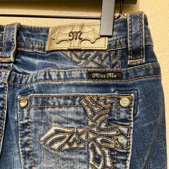 Y2K Miss Me Women's Mid Rise Slim Boot Rhinestone Embellished Jeans Size 27 - Picture 6 of 8